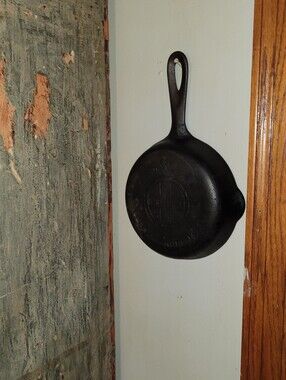 Vintage Griswold # 3 Skillet